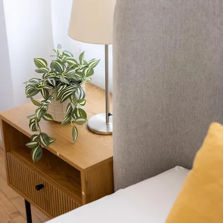 Cozy 4bedrm By True Estate